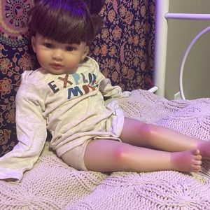 Cloth body. accessories in boxing. very fun to do hairstyles in.